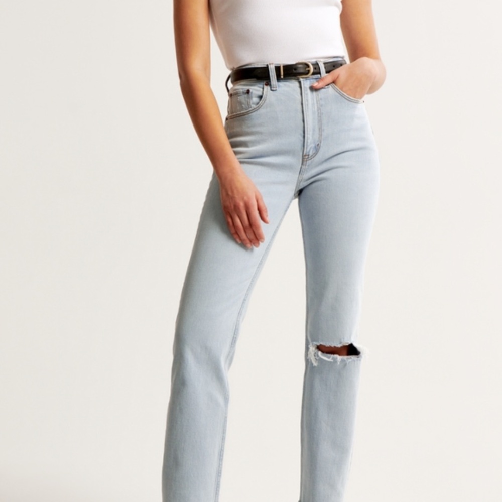 Abercrombie Curve Love Ultra High Rise Straight Leg